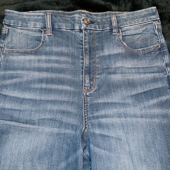 American Eagle 🦅 Outfitters Curvy Highest Rise Jeggings - Picture 2 of 8